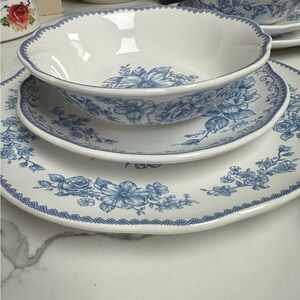 The Pioneer Woman  Agatha Blue and White Floral Dinnerware 3 piece set